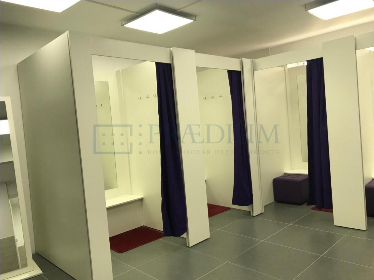 Продам торговое помещение в Москве, д 13