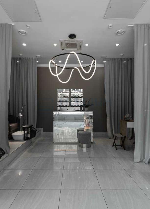 Продам торговое помещение в