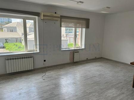 Сдается торговое помещение в Москве, д 18 стр 1