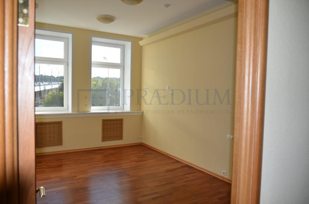 Продам офис в Москве, д 10Б