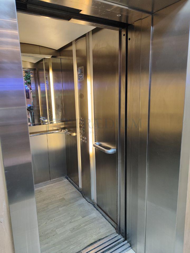 Продам офис в Москве, д 30А