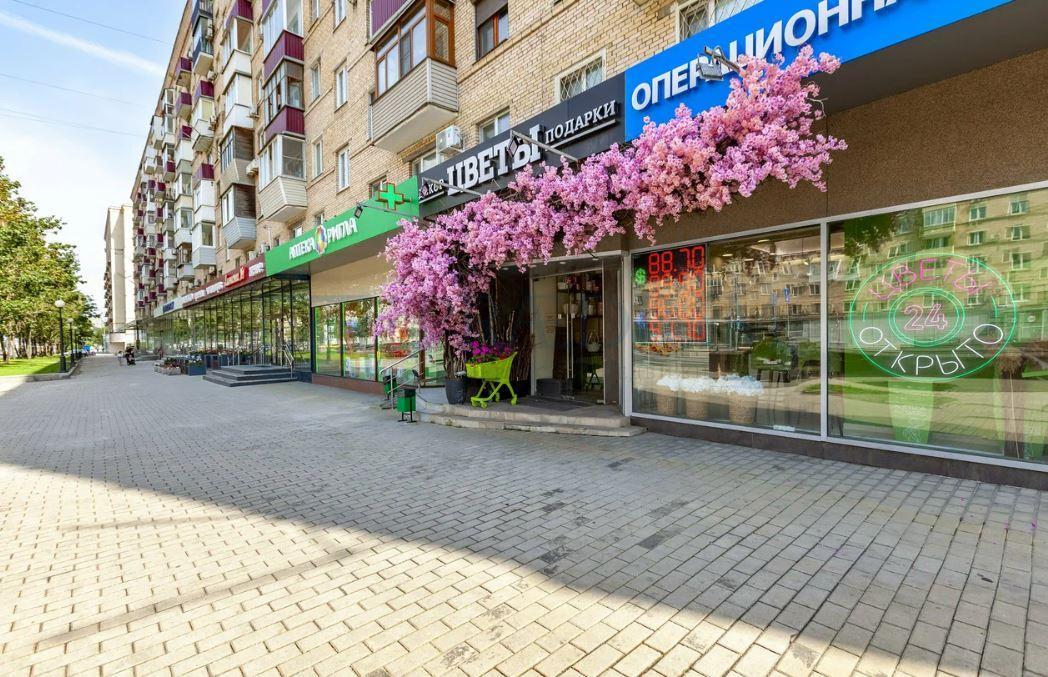 Продам торговое помещение в Москве, д 9 к 1