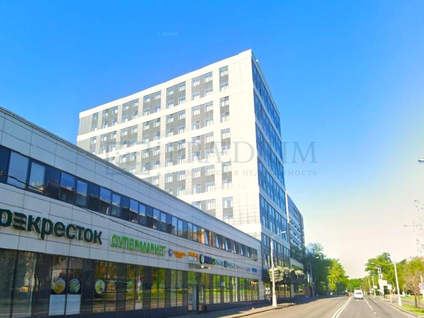 Продам торговое помещение в Москве, д 6А