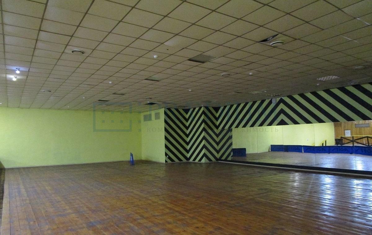 Сдается торговое помещение в Москве, д 7 стр 2