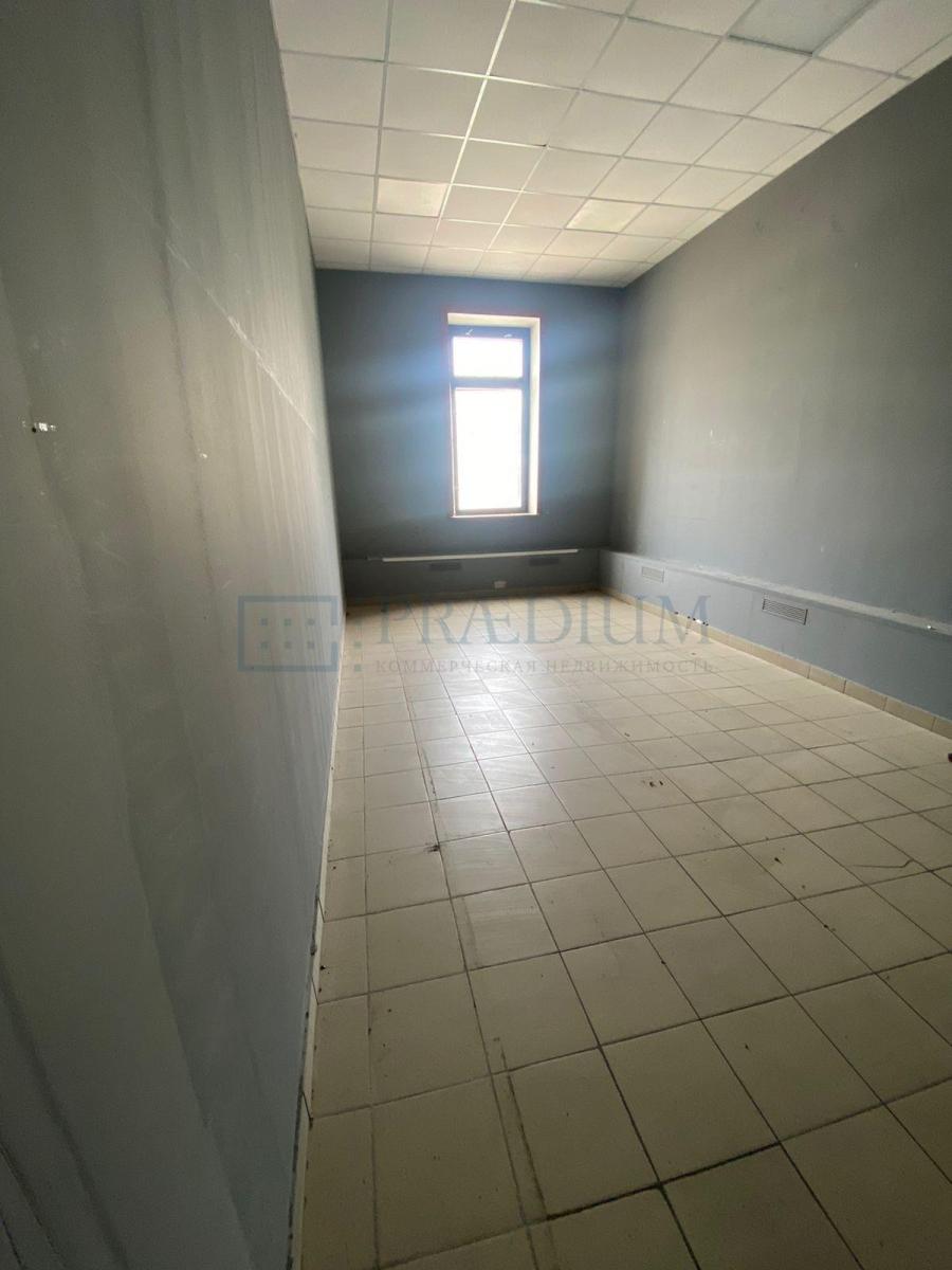 Сдается торговое помещение в Москве, д 8