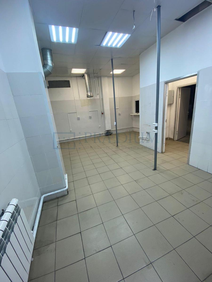 Сдается торговое помещение в Москве, д 8