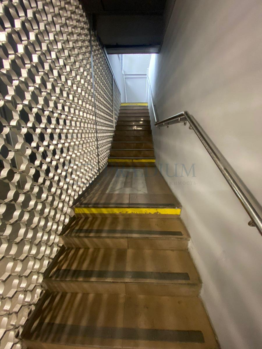 Сдается торговое помещение в Москве, д 8