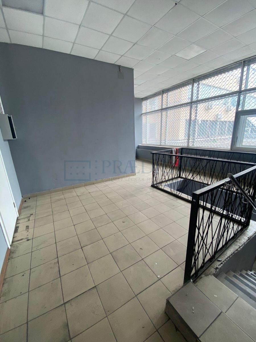 Сдается торговое помещение в Москве, д 8