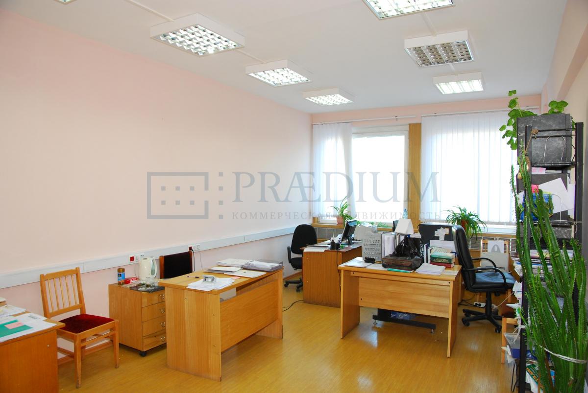 Продам офис в Москве, д 8