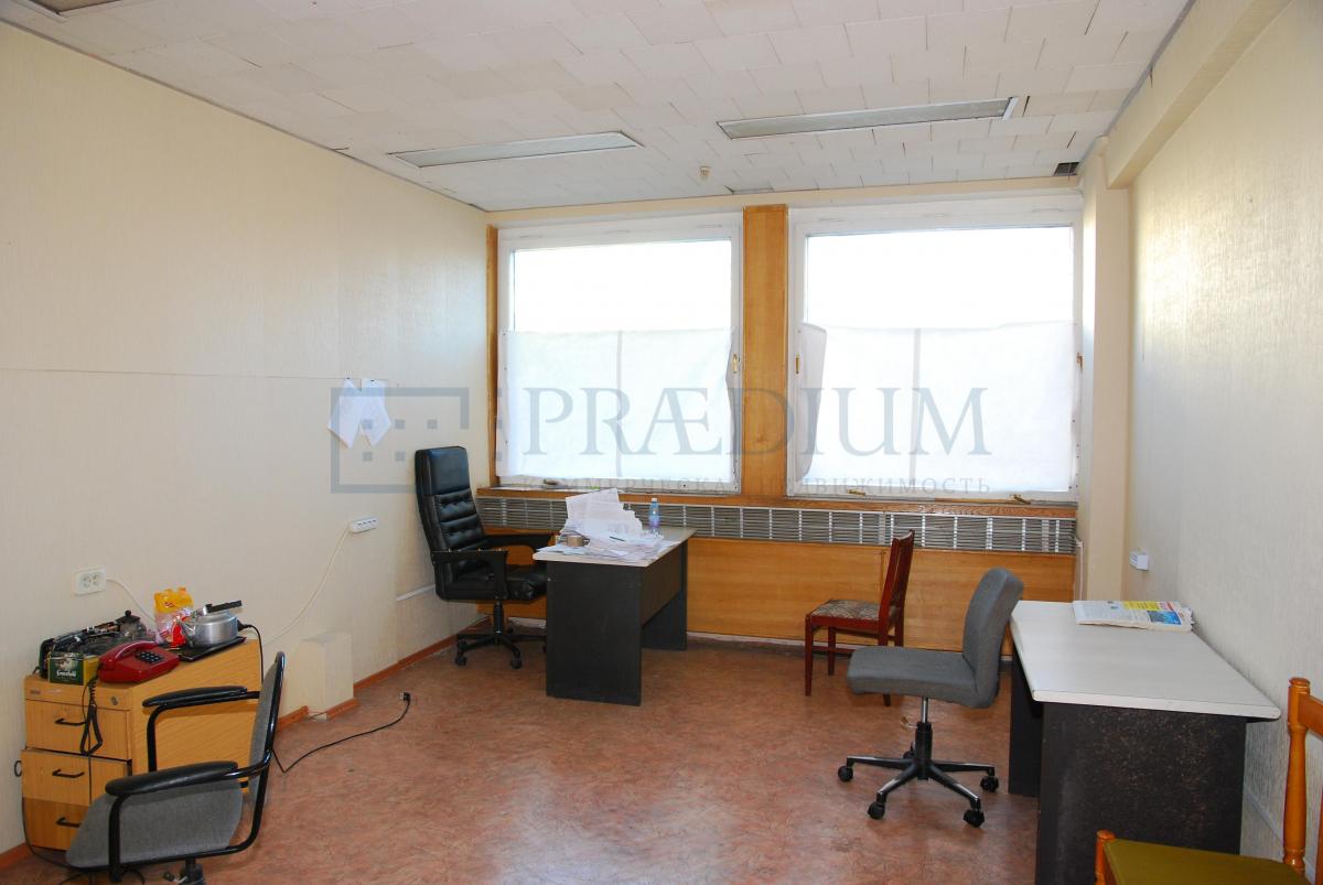 Продам офис в Москве, д 8