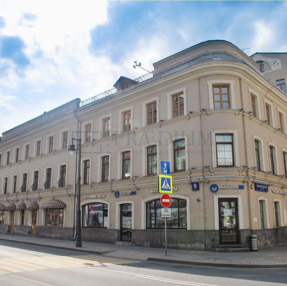 Продам торговое помещение в Москве, д 9