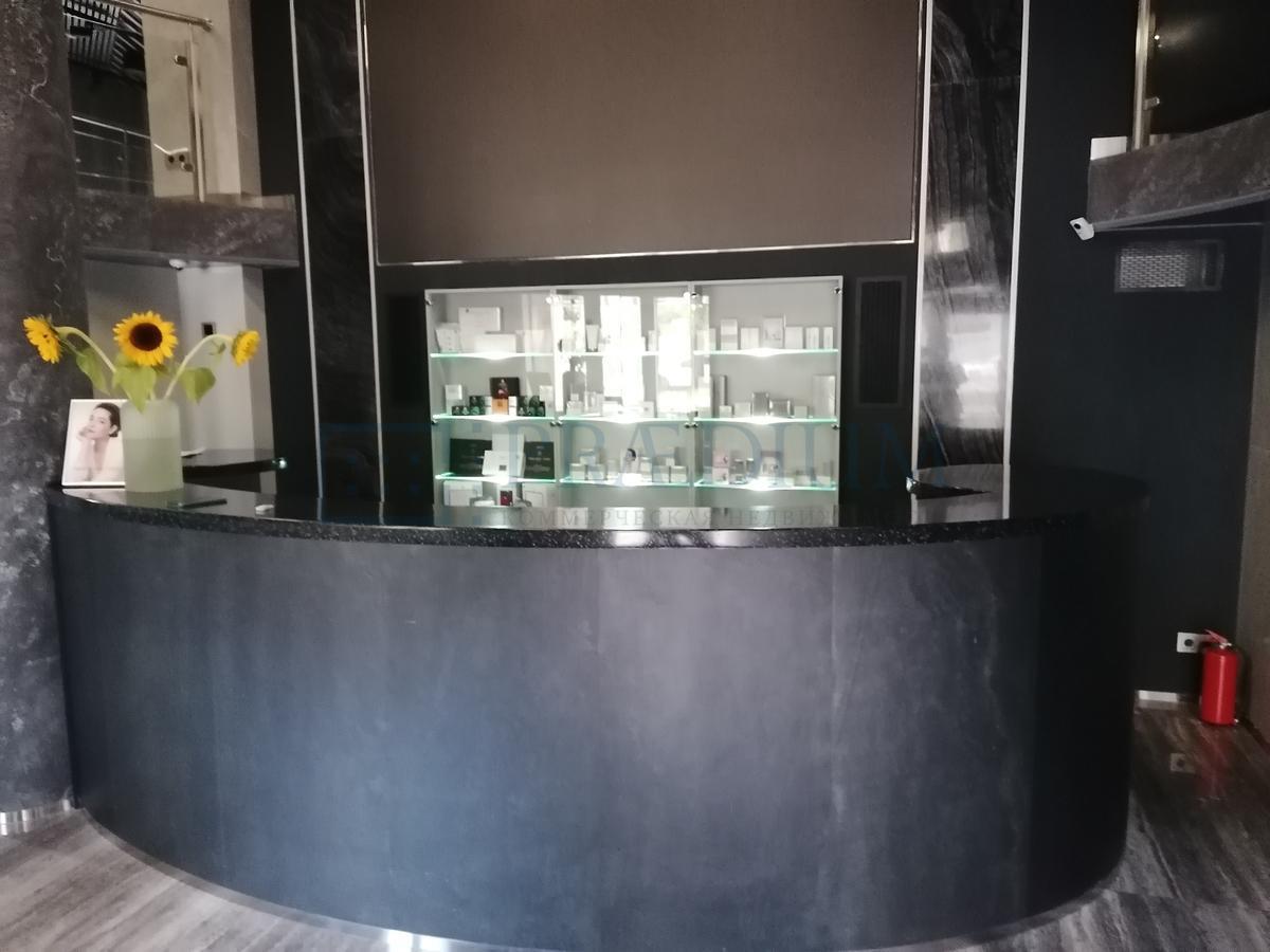 Продам торговое помещение в Москве, д 36