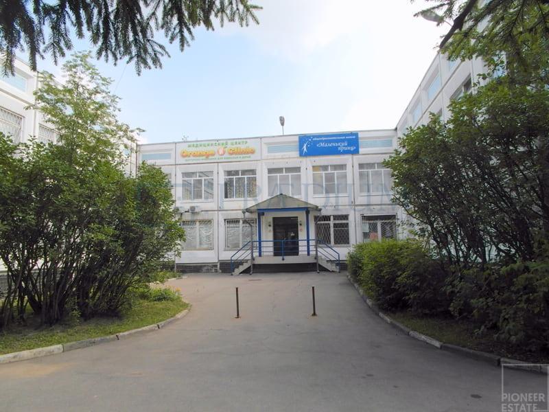 Продам торговое помещение в Москве, д 13 к 2