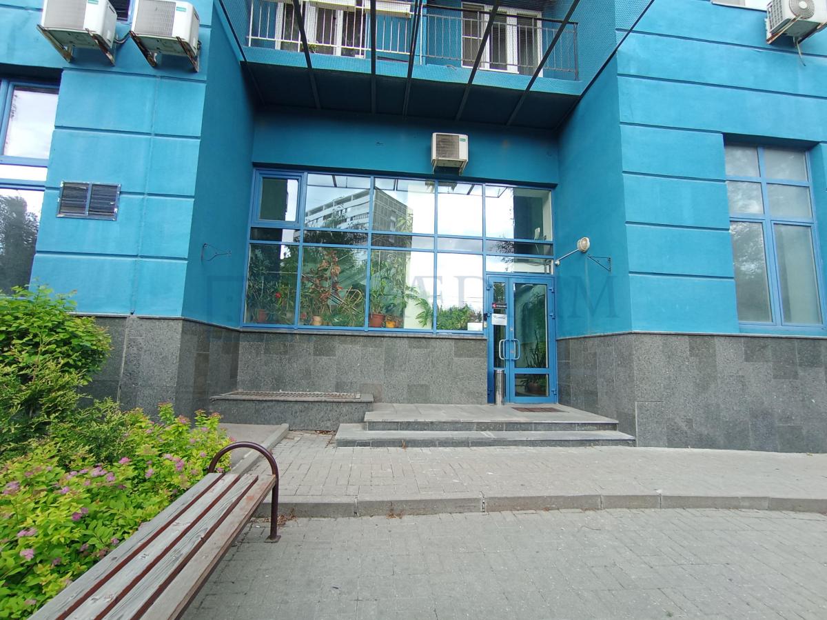 Сдается торговое помещение в Москве, д 17 к 1