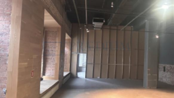 Продам торговое помещение в Москве, д 28 к 1