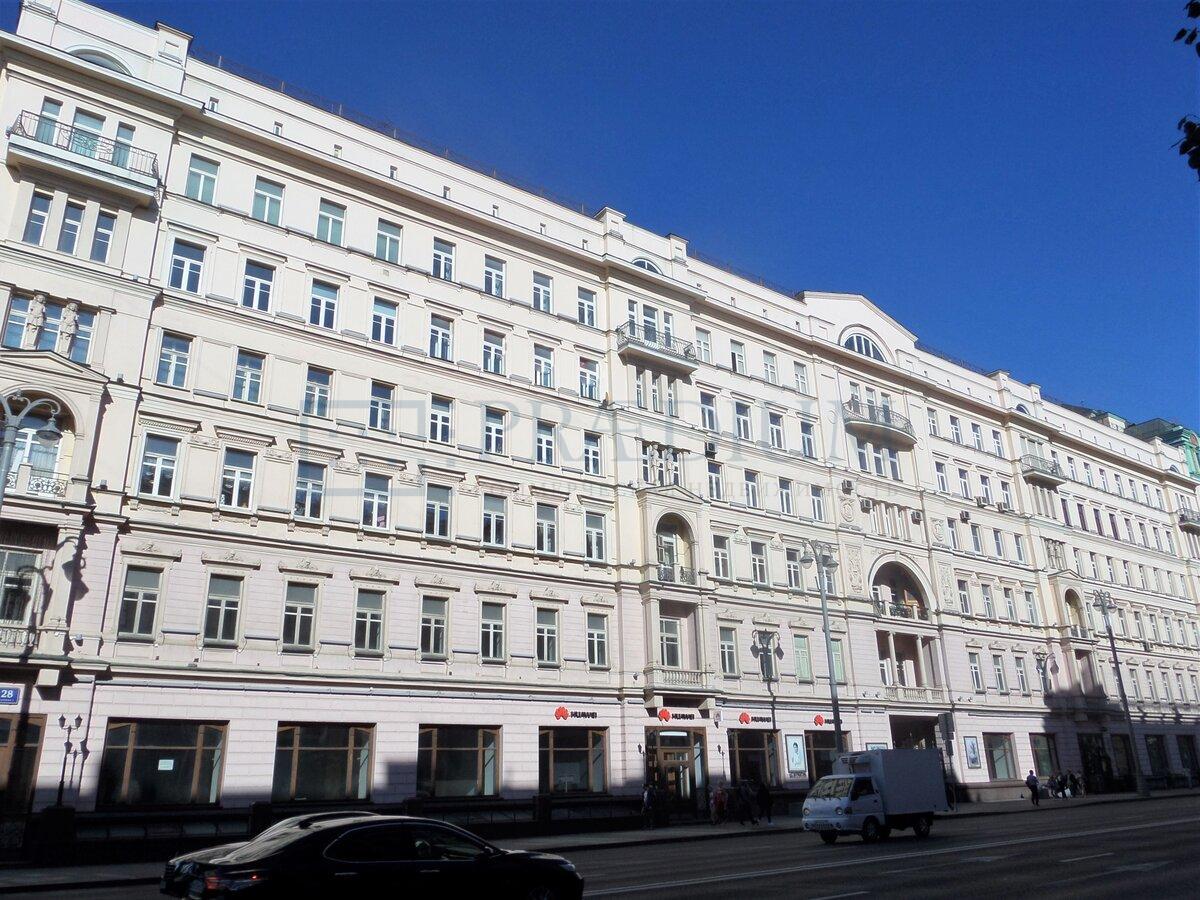 Продам торговое помещение в Москве, д 28 к 1