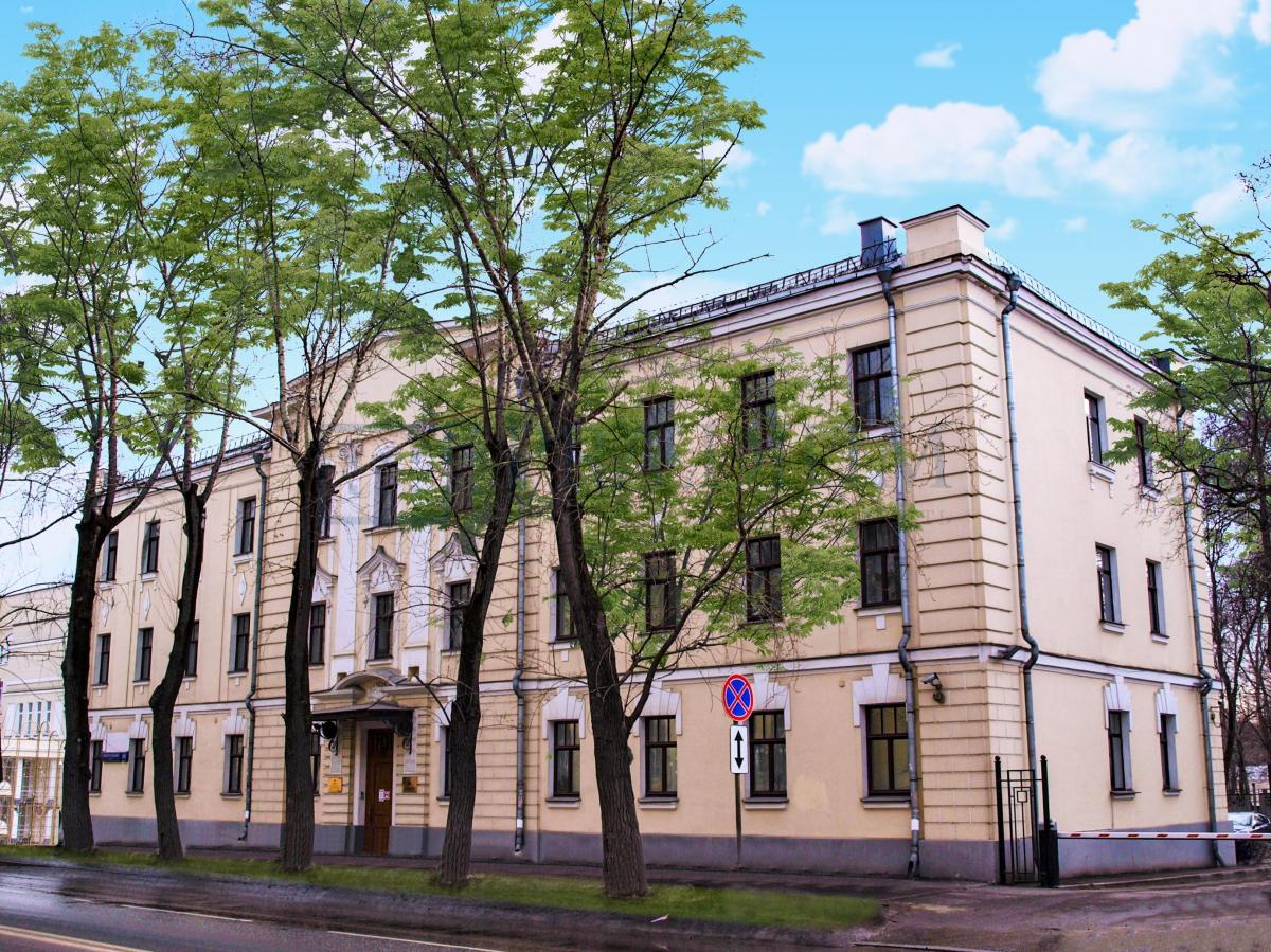 Продам торговое помещение в Москве, д 14