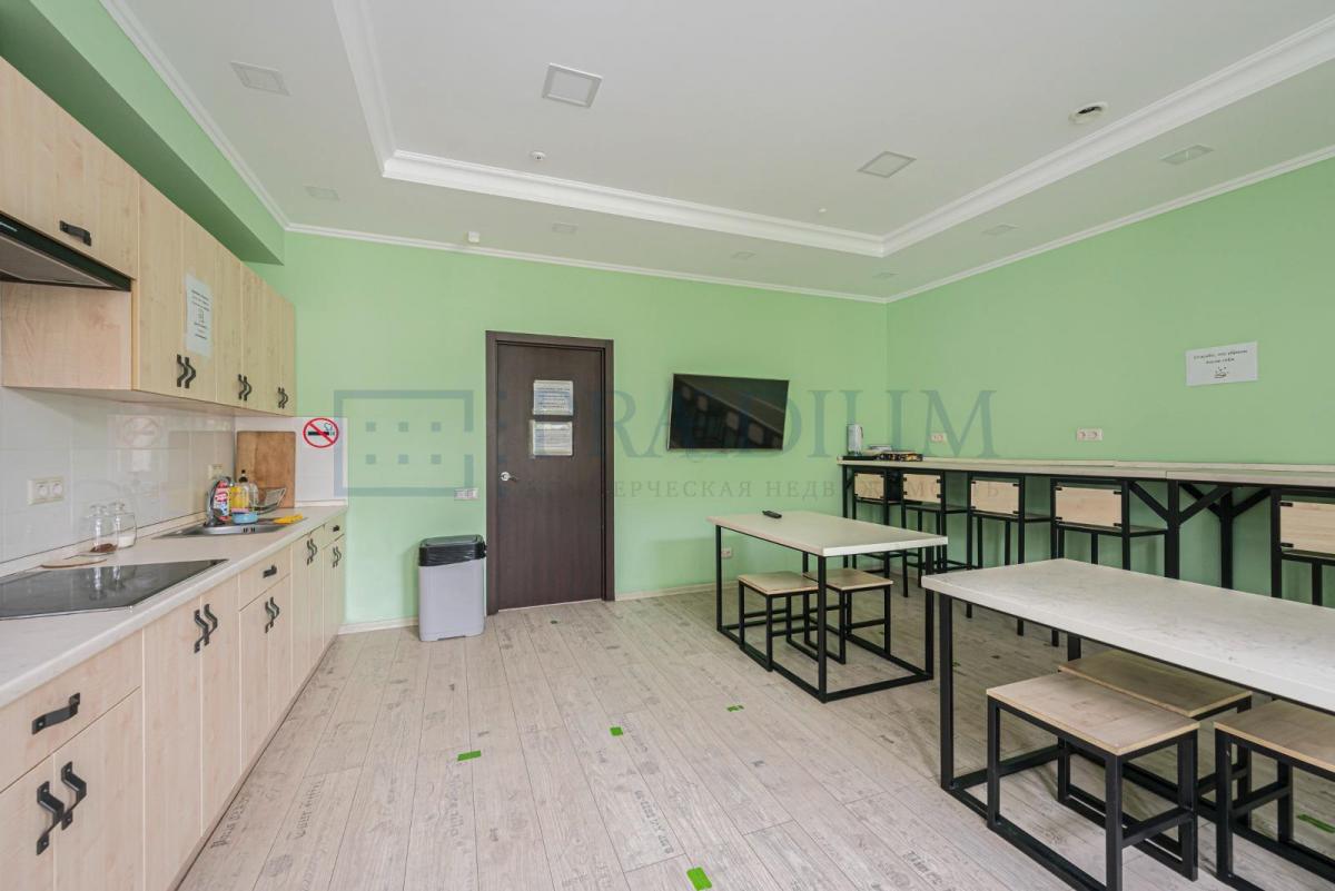 Продам офис в Москве, д 42 стр 4