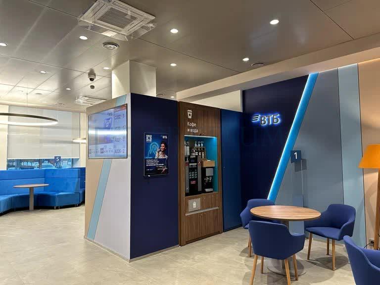 Продам торговое помещение в Москве, д 72