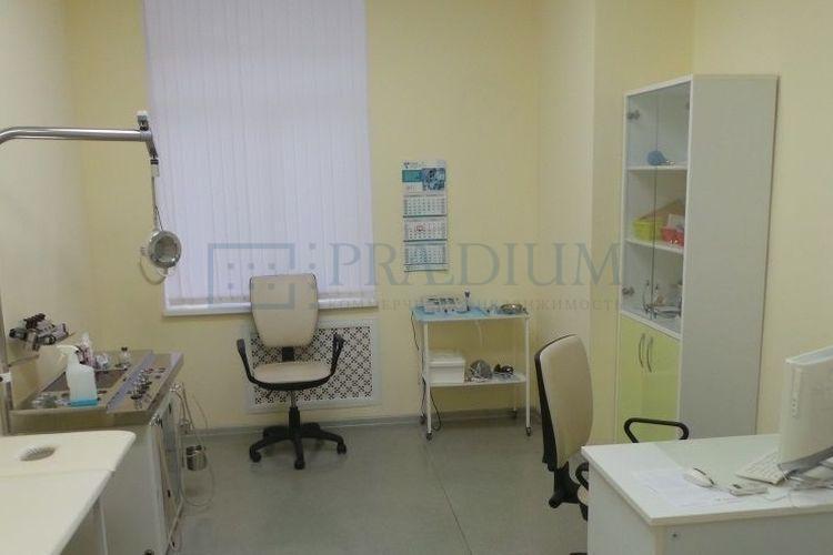 Продам торговое помещение в Москве, д 22/24 стр 1