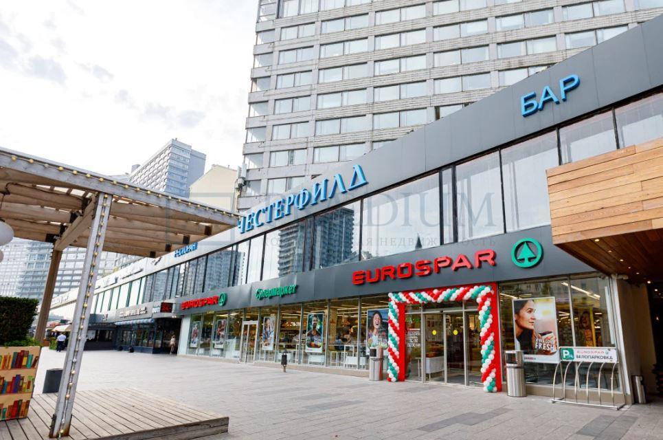 Продам торговое помещение в Москве, д 19