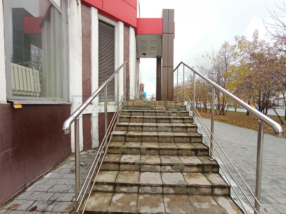 Сдается торговое помещение в Москве, д 8