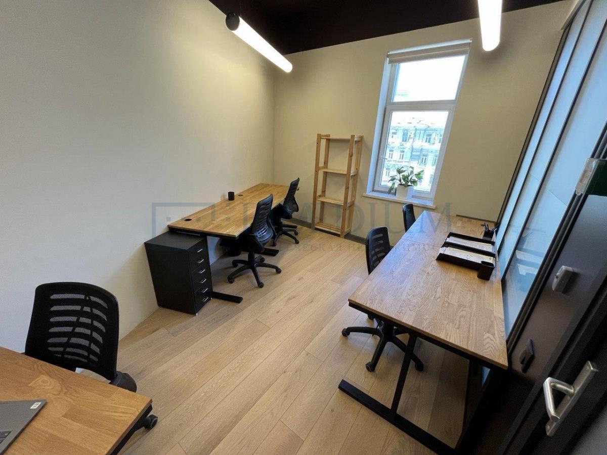 Сдается офис в Москве, д 8