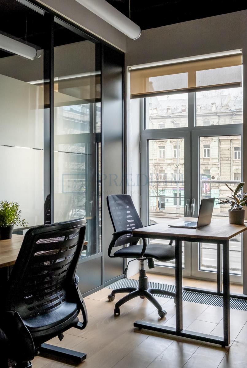 Сдается офис в Москве, д 8