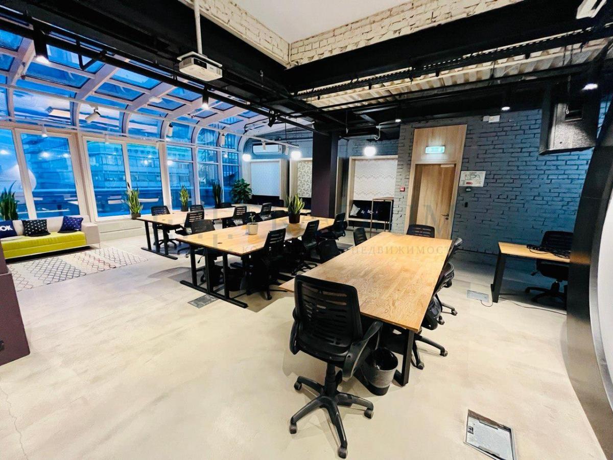 Сдается офис в Москве, д 8