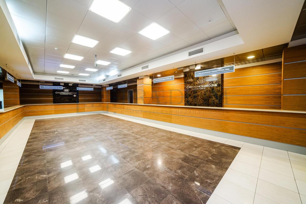 Продам торговое помещение в Москве, д 11 стр 1