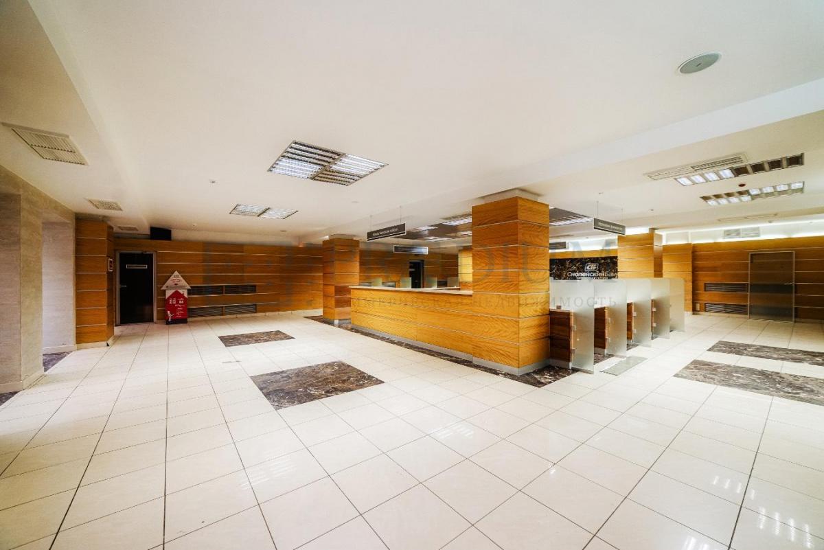 Продам торговое помещение в Москве, д 11 стр 1