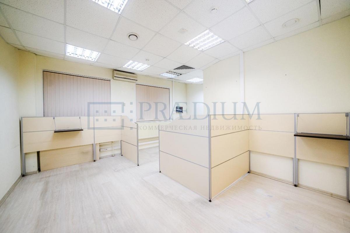 Продам торговое помещение в Москве, д 11 стр 1