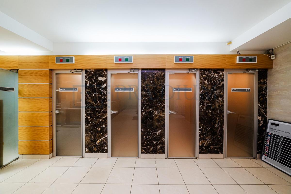 Продам торговое помещение в Москве, д 11 стр 1