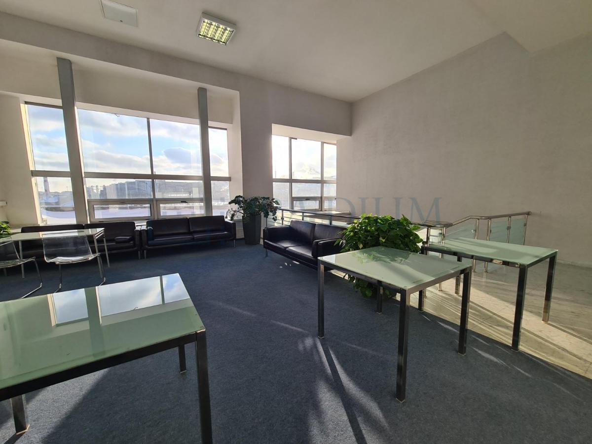 Сдается офис в Москве, д 2Б