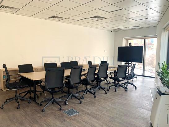 Сдается офис в Москве, д 8