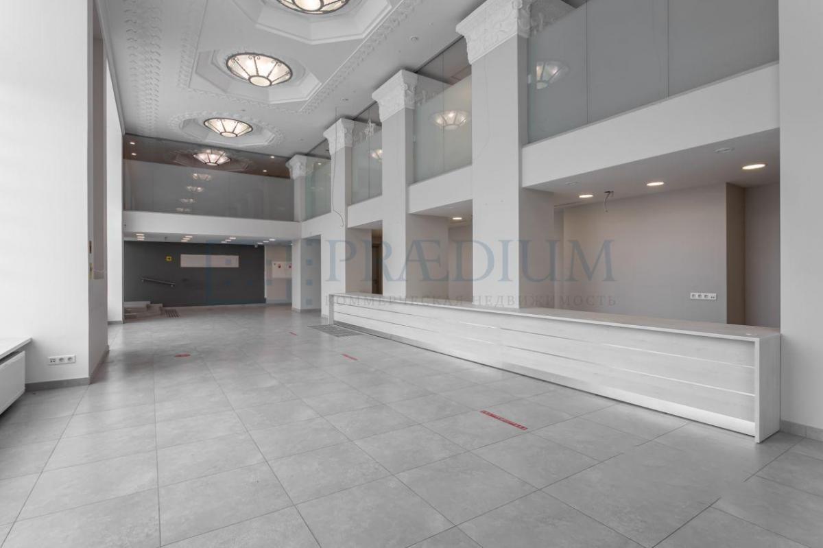 Продам торговое помещение в Москве, д 11 стр 1