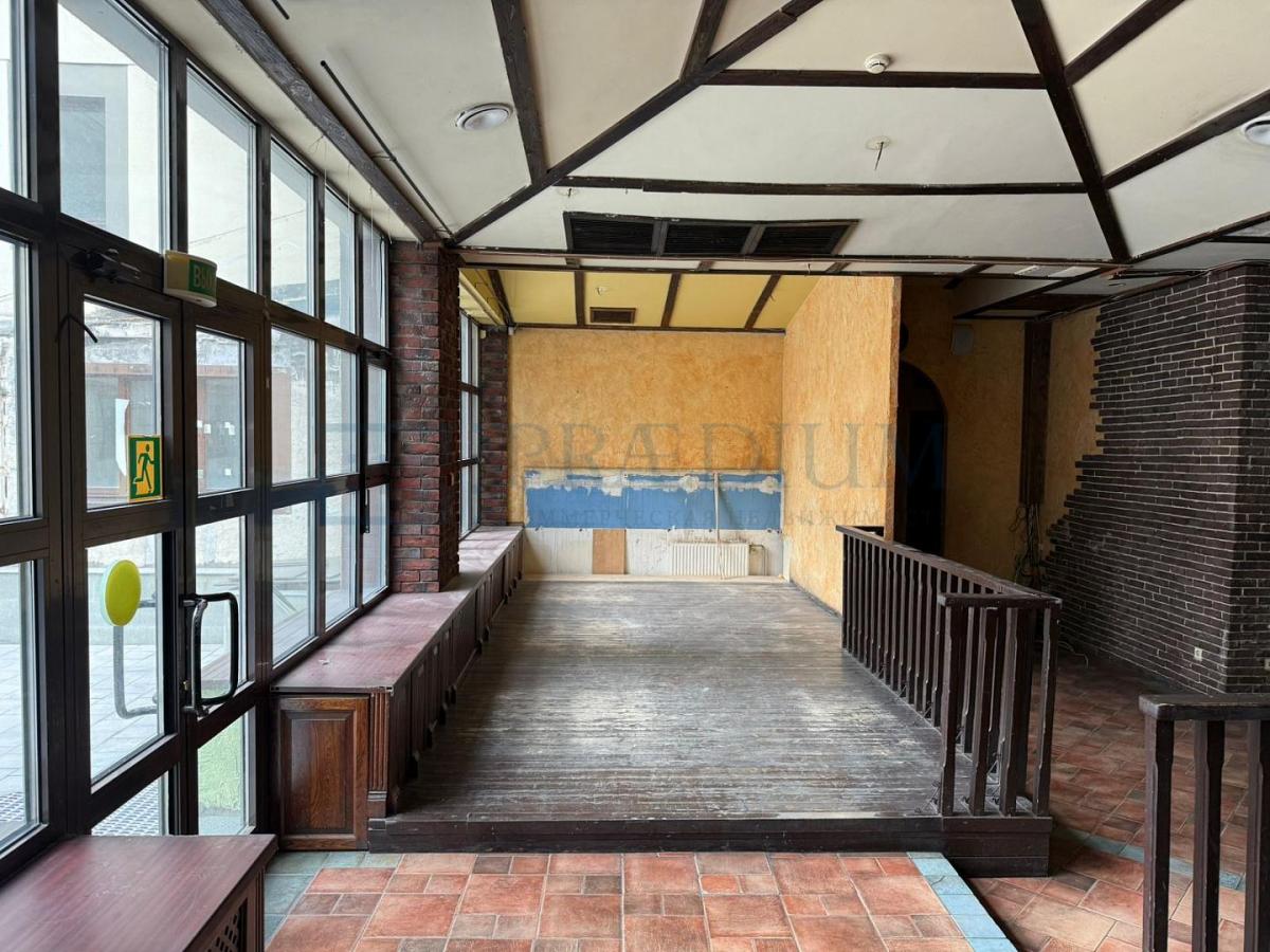 Сдается торговое помещение в Москве, д 5 к А