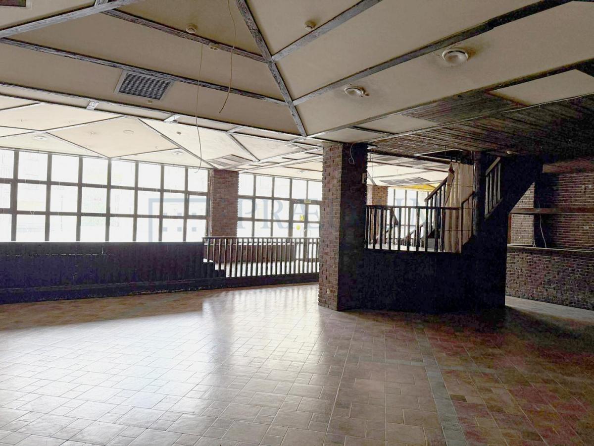 Сдается торговое помещение в Москве, д 5 к А