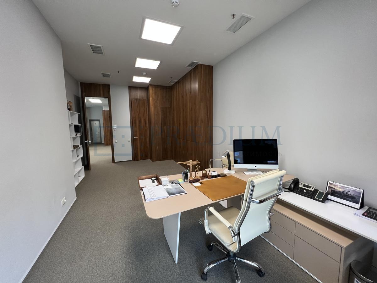 Продам офис в Москве, д 6