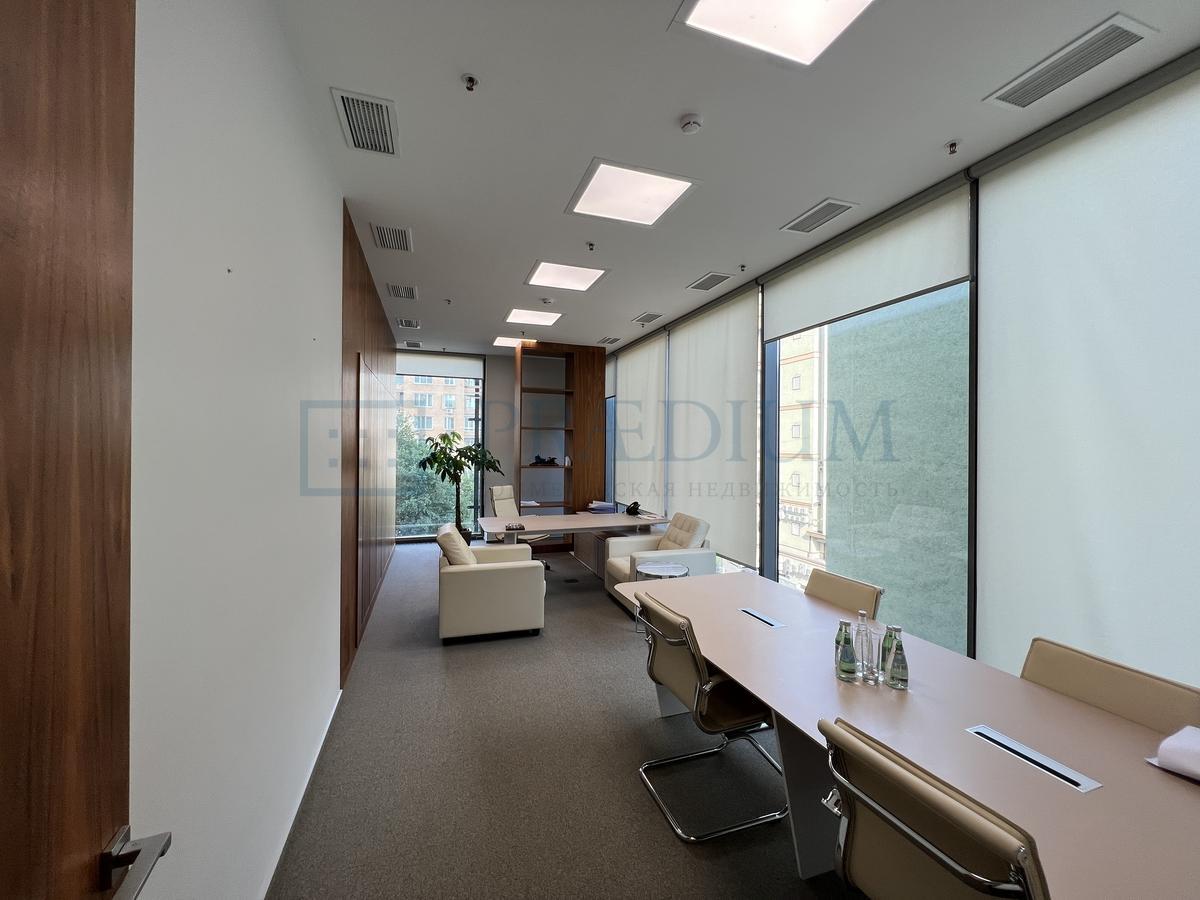 Продам офис в Москве, д 6