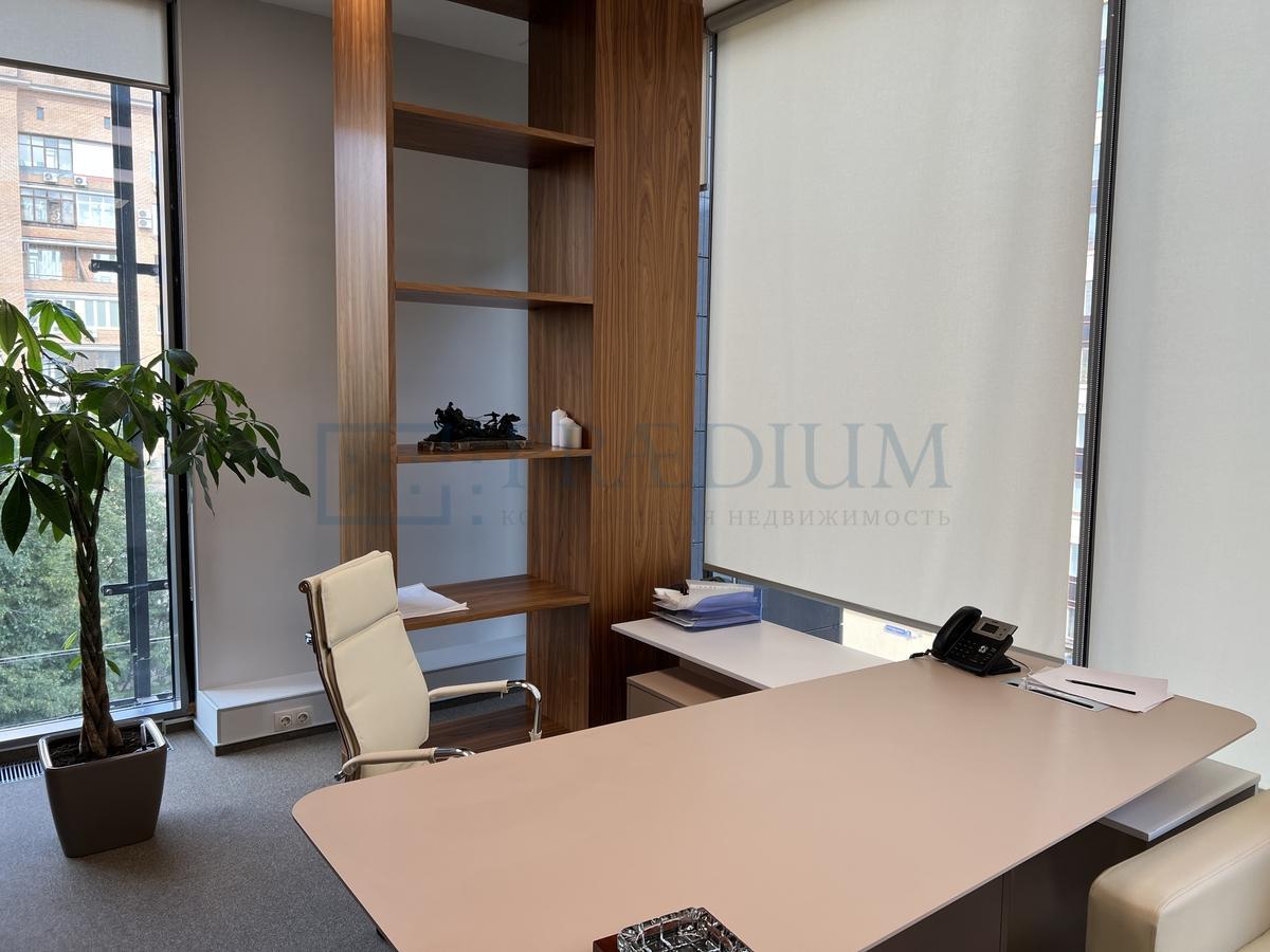 Продам офис в Москве, д 6