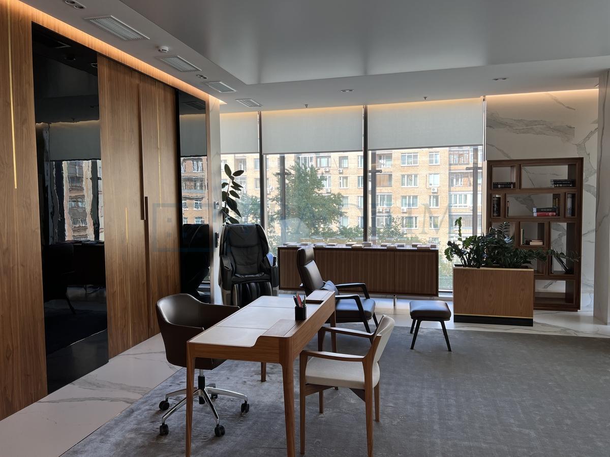 Продам офис в Москве, д 6