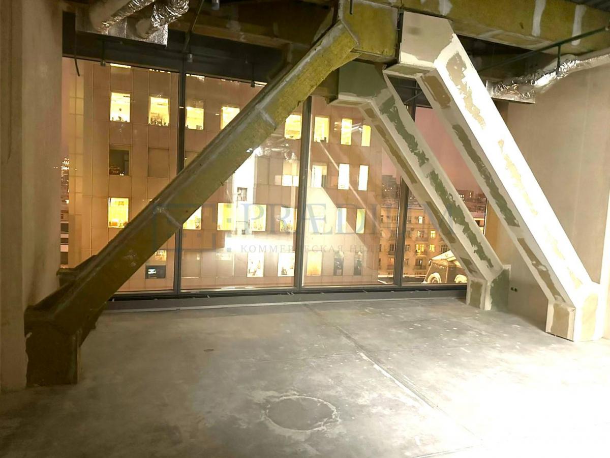 Продам офис в Москве, д 6