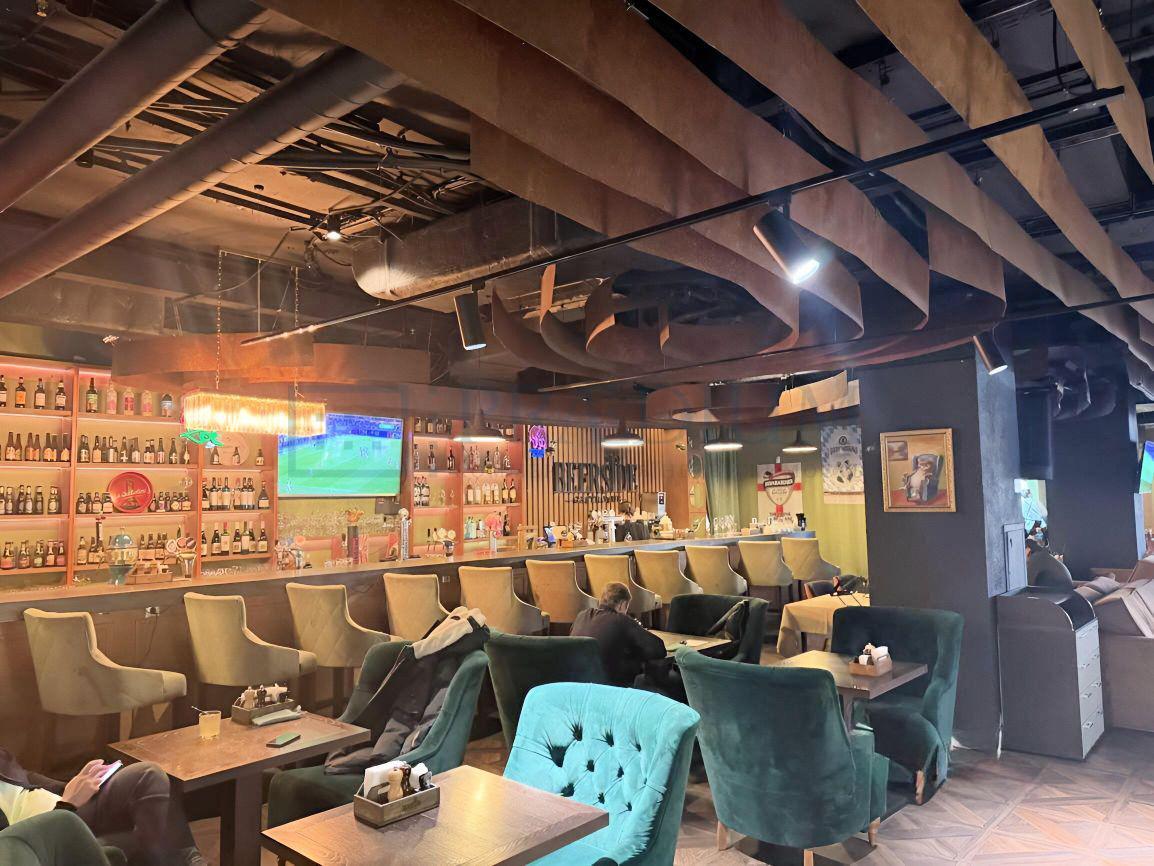 Сдается торговое помещение в Москве, д 9