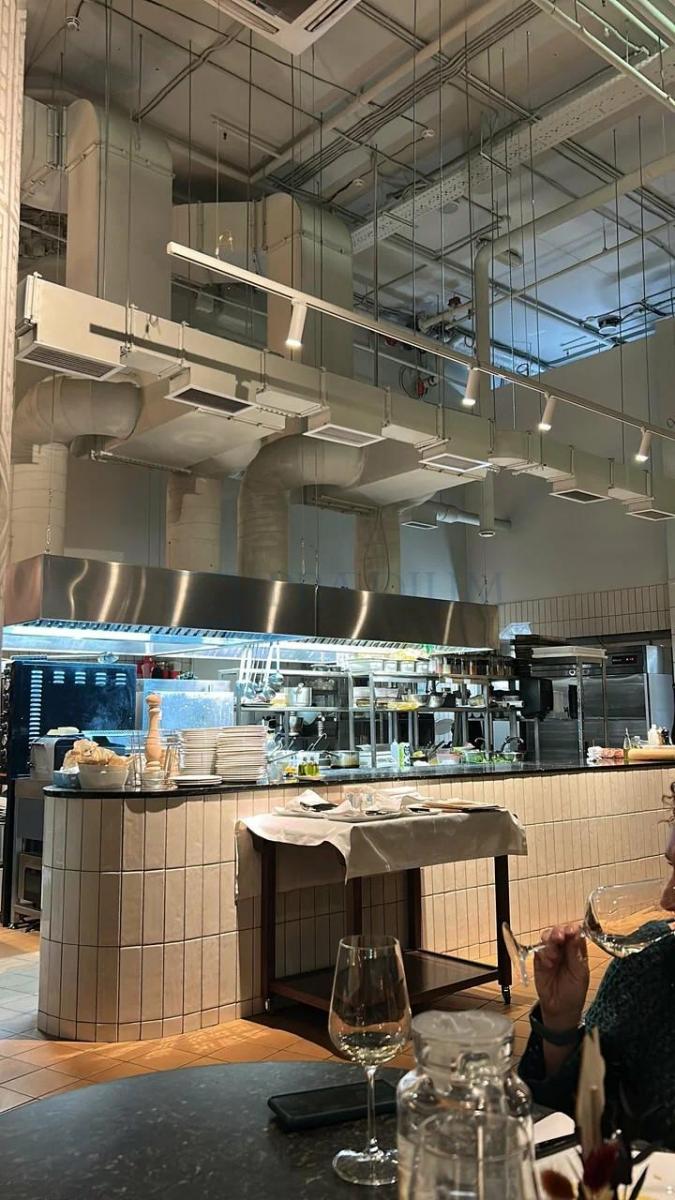 Сдается торговое помещение в Москве, д 1