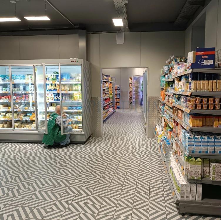 Продам торговое помещение в Москве, д 39 стр 1