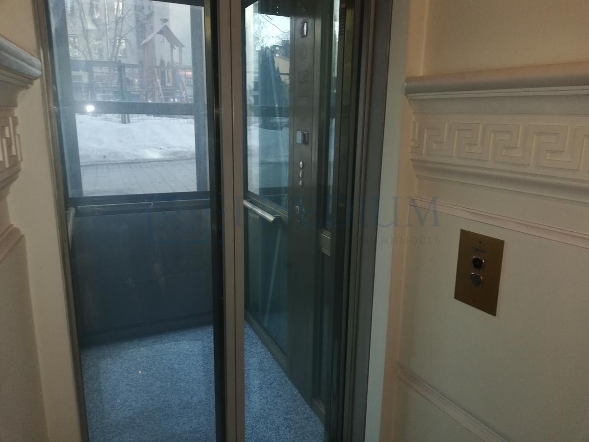 Продам офис в Москве, д 24