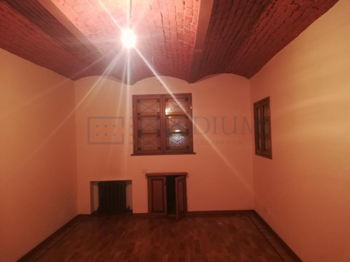 Продам офис в Москве, д 24