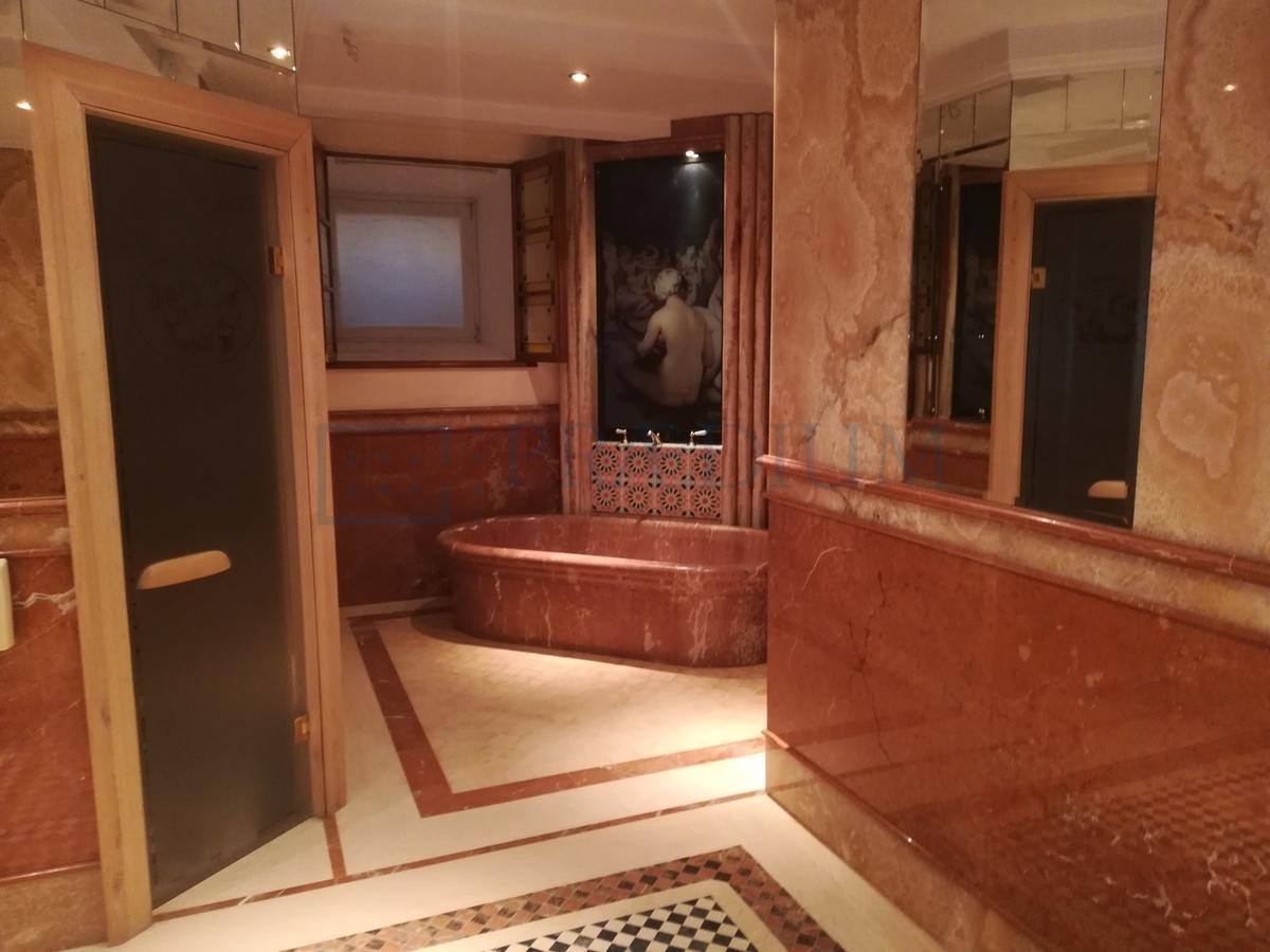 Продам офис в Москве, д 24