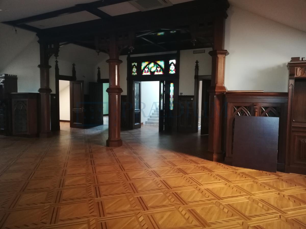 Продам офис в Москве, д 24